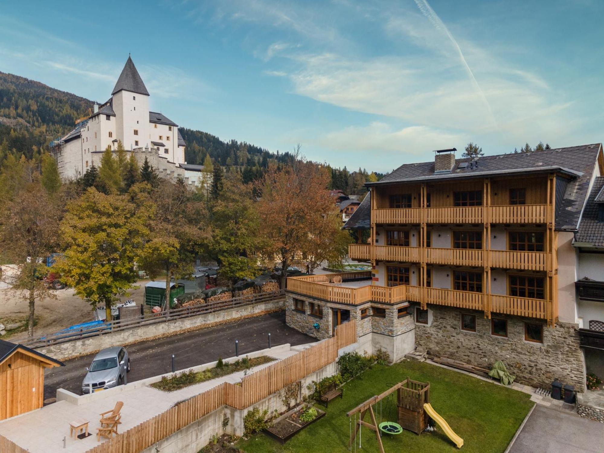 Burglodge Fischerkeusche Mauterndorf  Exterior foto